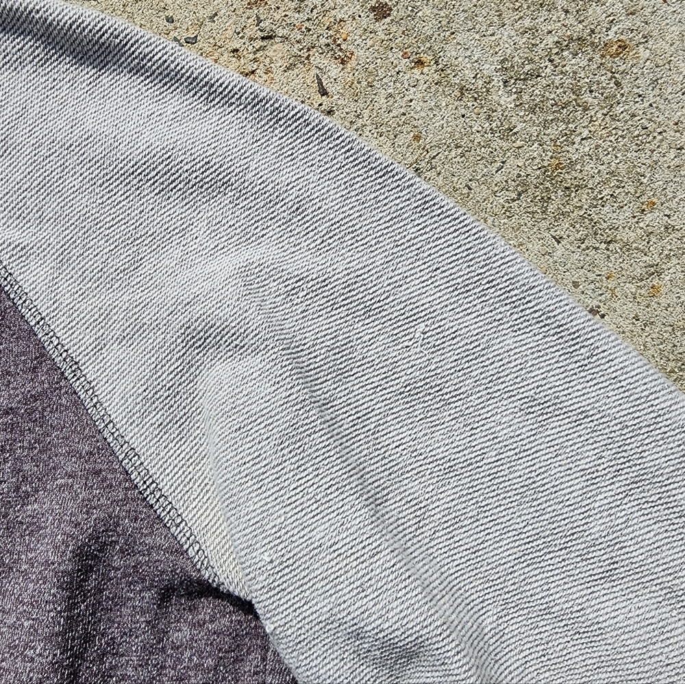 PD&C large gray pullover - Picture 6 of 6